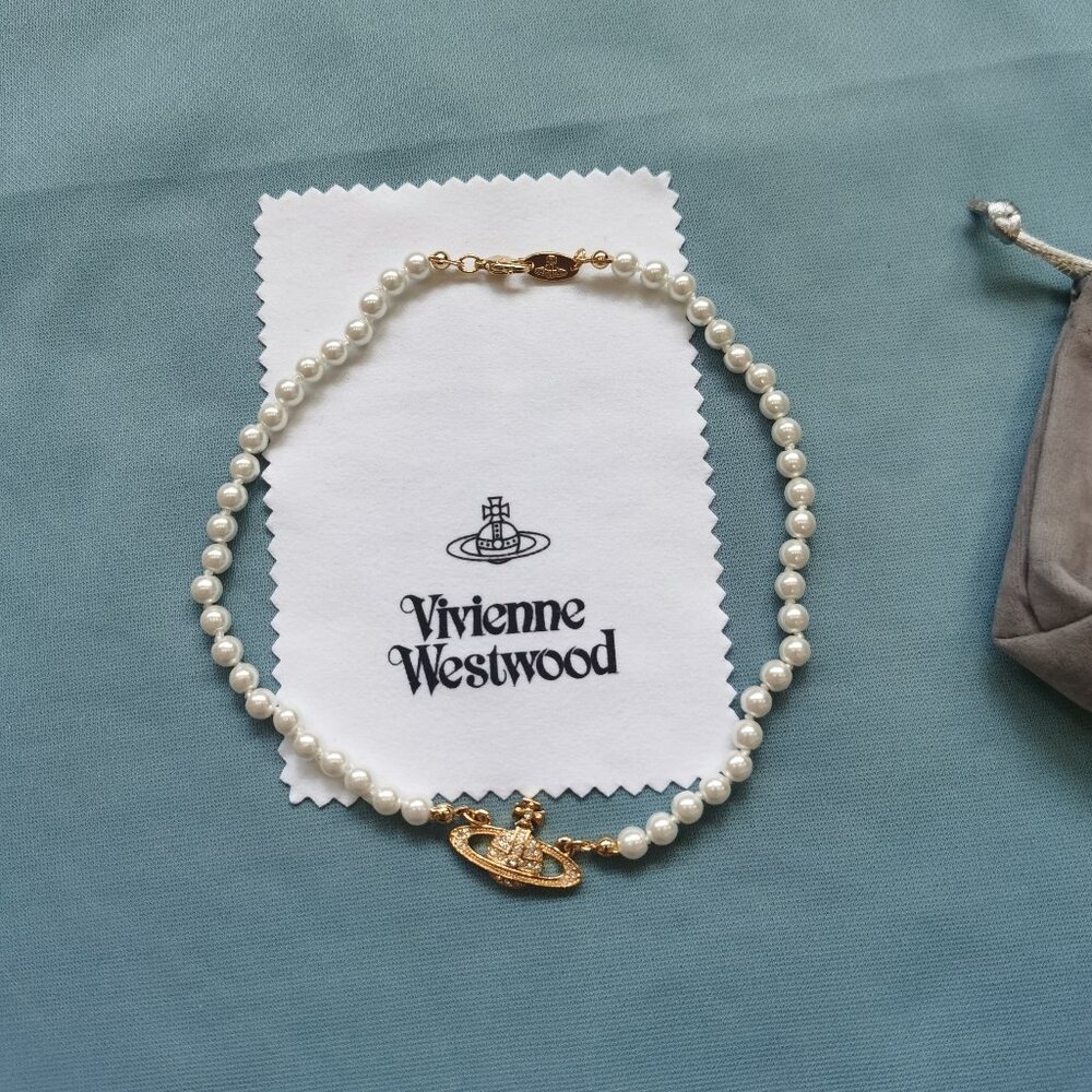 Vivienne Westwood Mini Bas Relief Choker Necklace